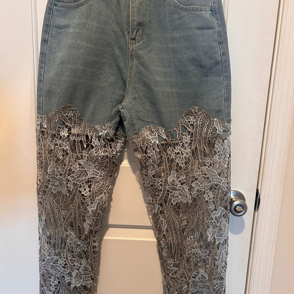 Elegant Lace Trim Women Jeans